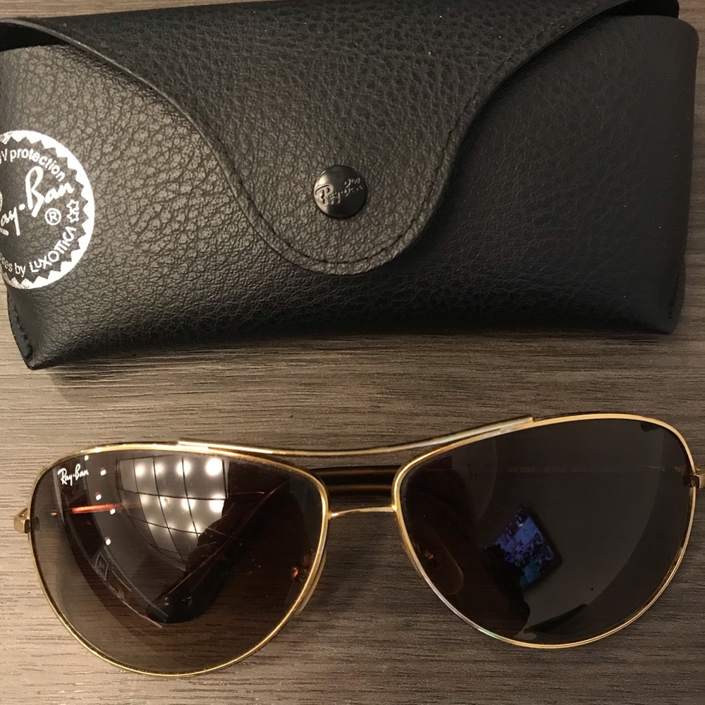 Rayban sport gold aviators